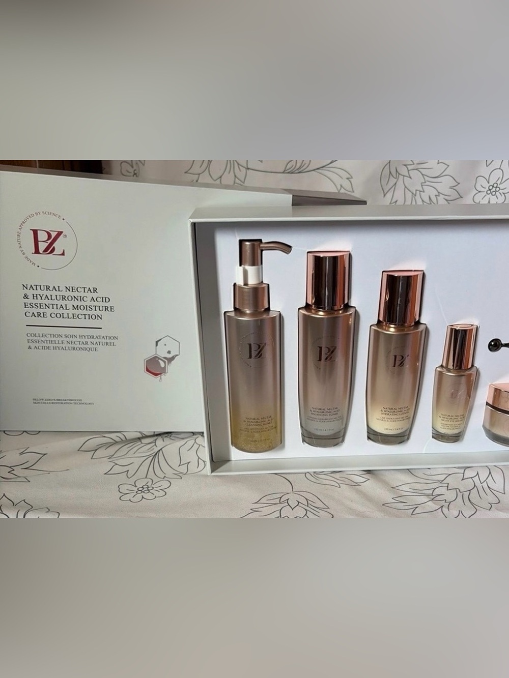 Below Zero Natural Nectar & Hyaluronic acid Essential Moisture care Collection.